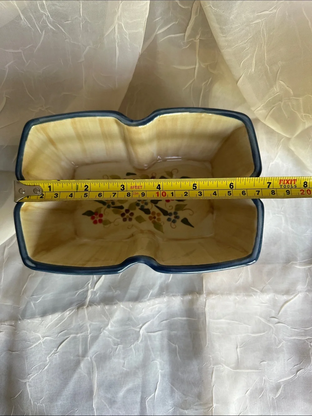 Vintage Temp-tations Presentable Ovenware with Trivet and Metal Stand